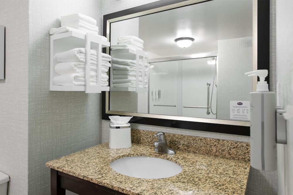 Hampton Inn Newport News Yorktown - photo 19
