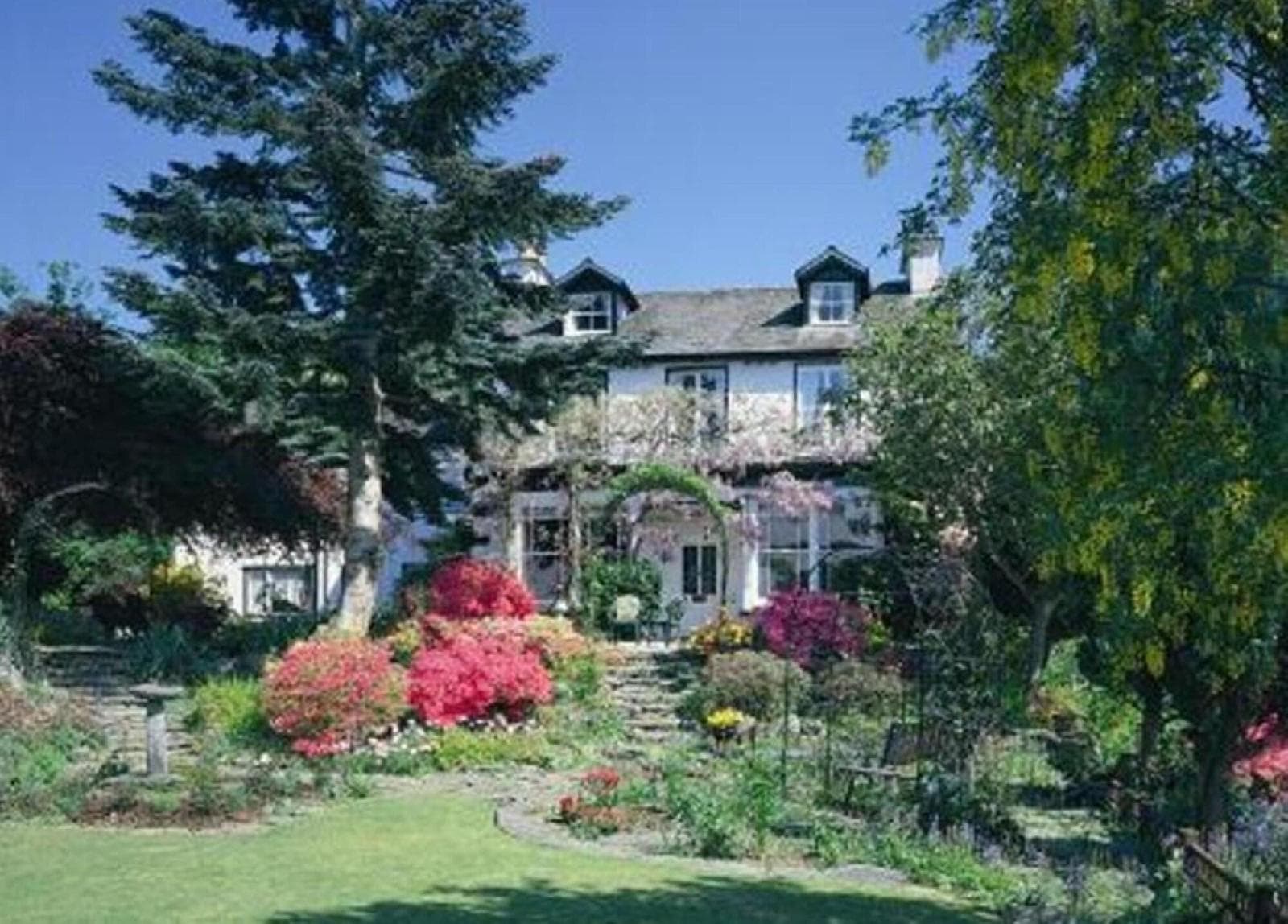 Fairfield House and Gardens — 4-Star Luxury Hotel in Windermere, United Kingdom