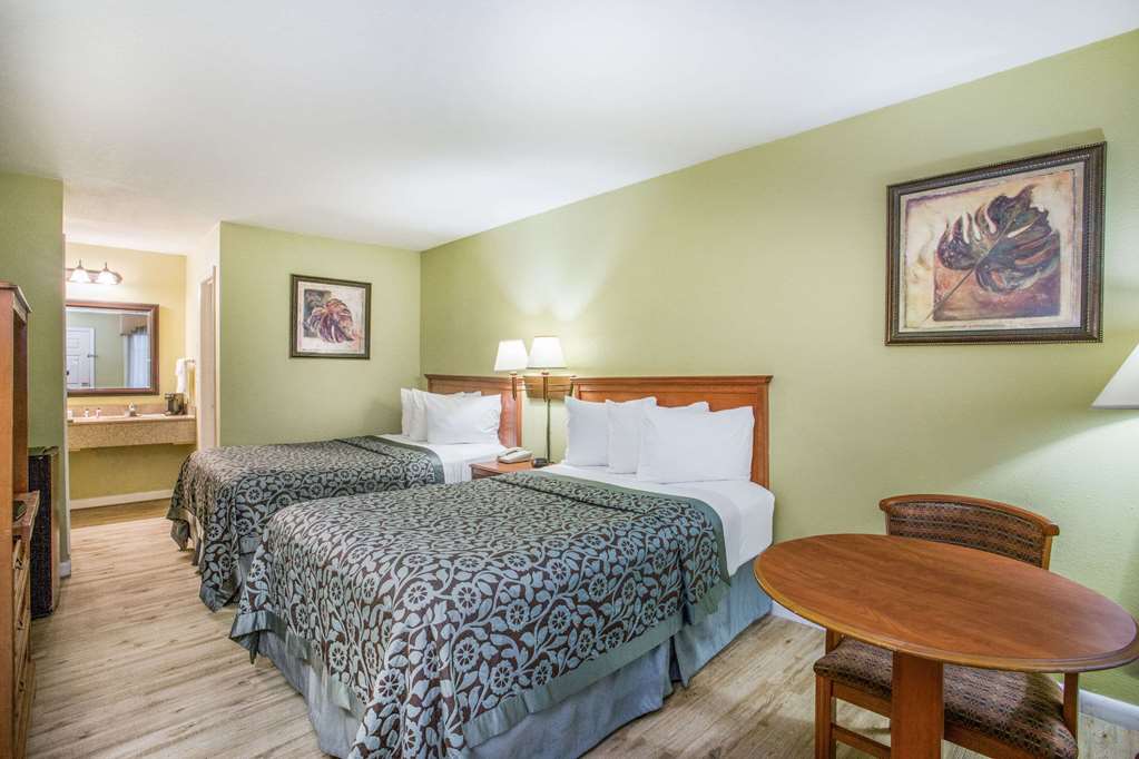 Days Inn by Wyndham Ormond Beach - photo 9