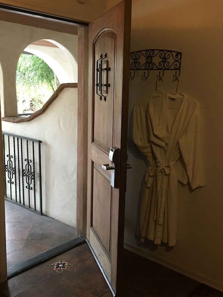 Chantico Inn - photo 21