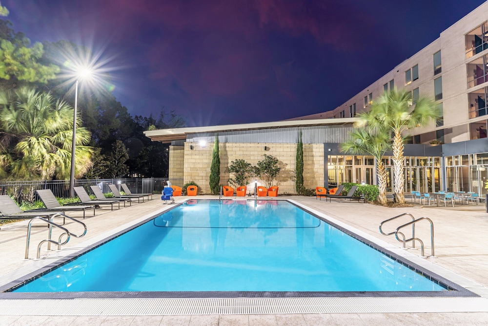 Aloft Jacksonville Tapestry Park - photo 18