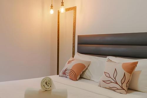 500m Da Praia; 2 Quartos; No 2º Pavimento; Wifi 300mbs; Churrasqueira; Chuveirao; Estacionamento Gratuito Para 1 Carro. in Porto Seguro, Brasil