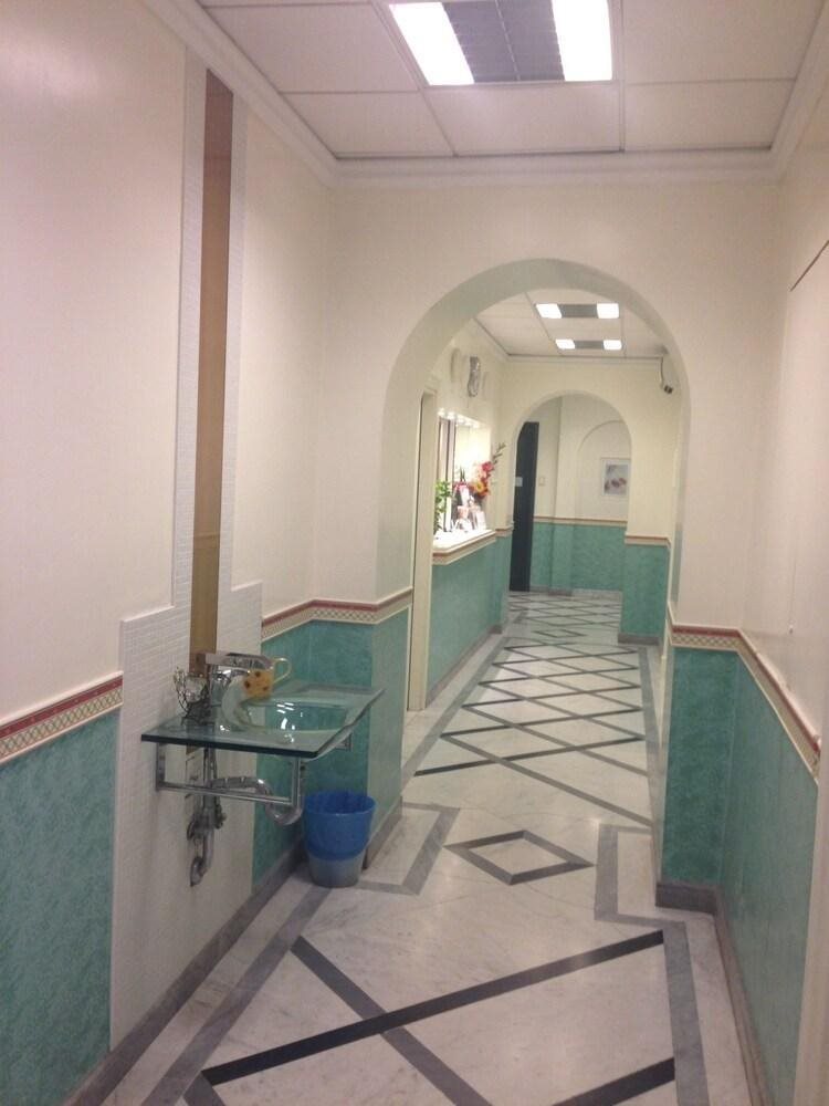 Migdal Palace - carbon neutral hotel in Rome