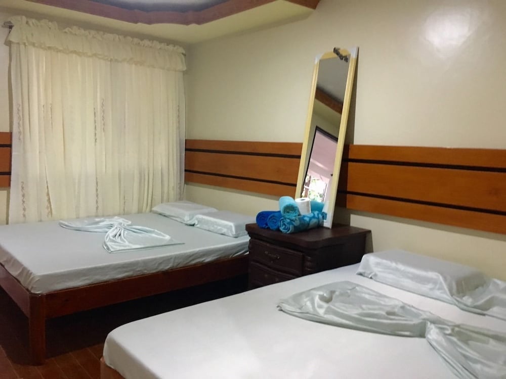 HK Beach Resort — Moalboal — photo 5