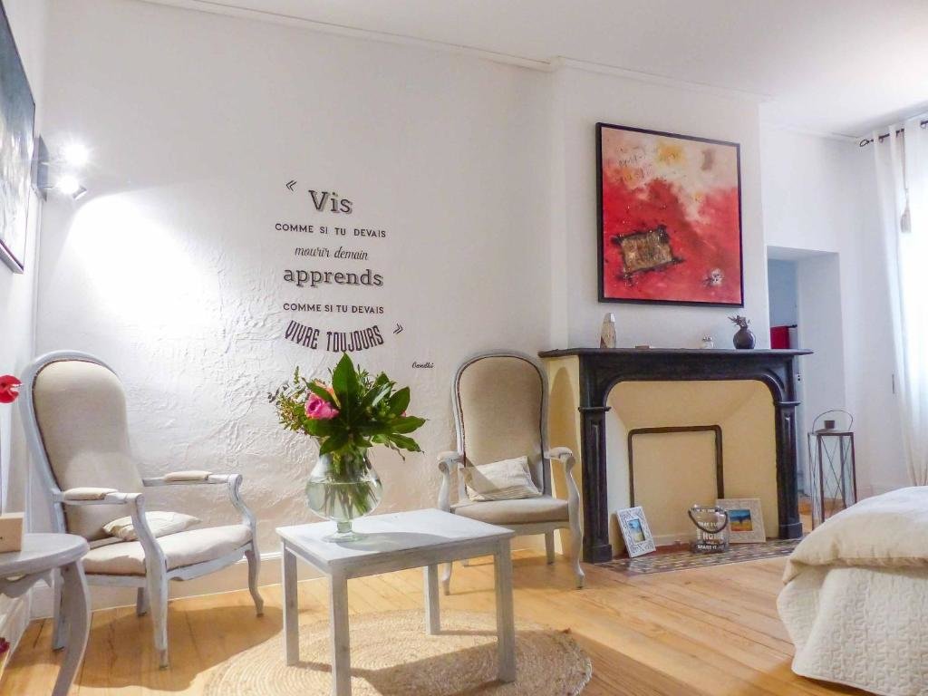 Plume Et Pinceau — Mondragon — photo 4