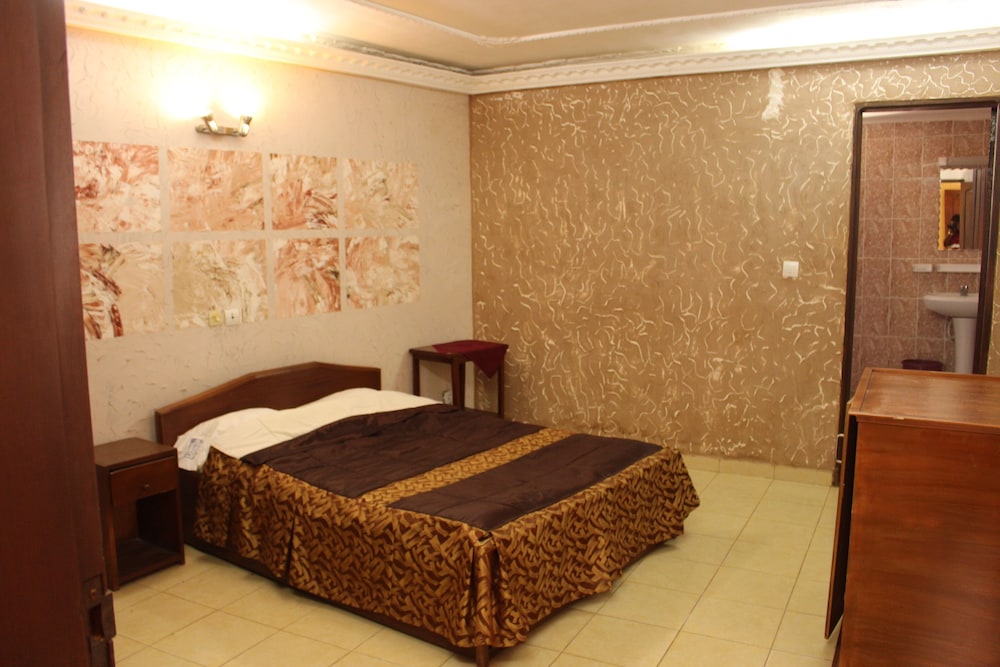 Indra Hotel — Yaounde — photo 5
