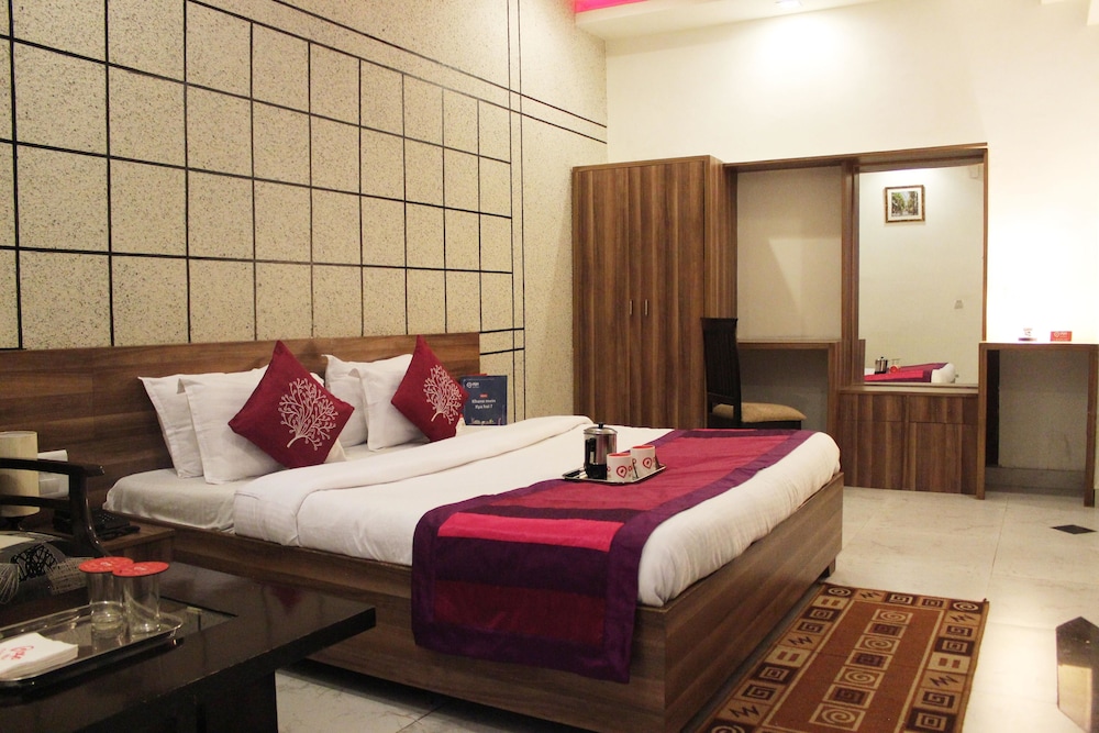 OYO 1180 Hotel Kartikay Hisar in Hisar, India