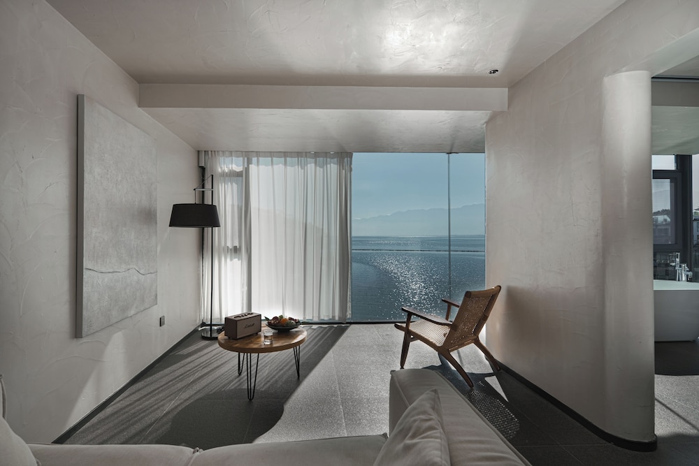 Mangshu Taotangzhiqiu Seaview Hotel in Dali, People's Republic of China