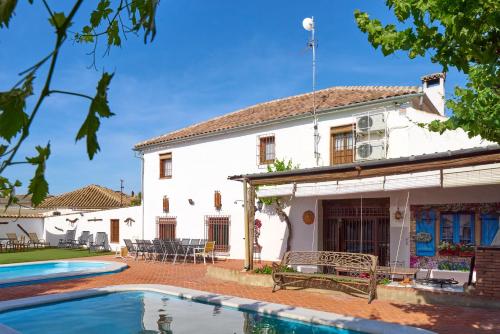 Cortijo Las Gregorias — 4-Star Luxury Hotel in Encinas Reales, Spain