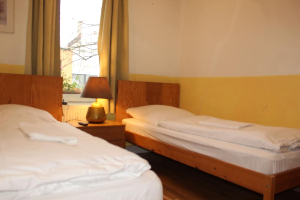 Chata Vanda - carbon neutral hotel in Strba