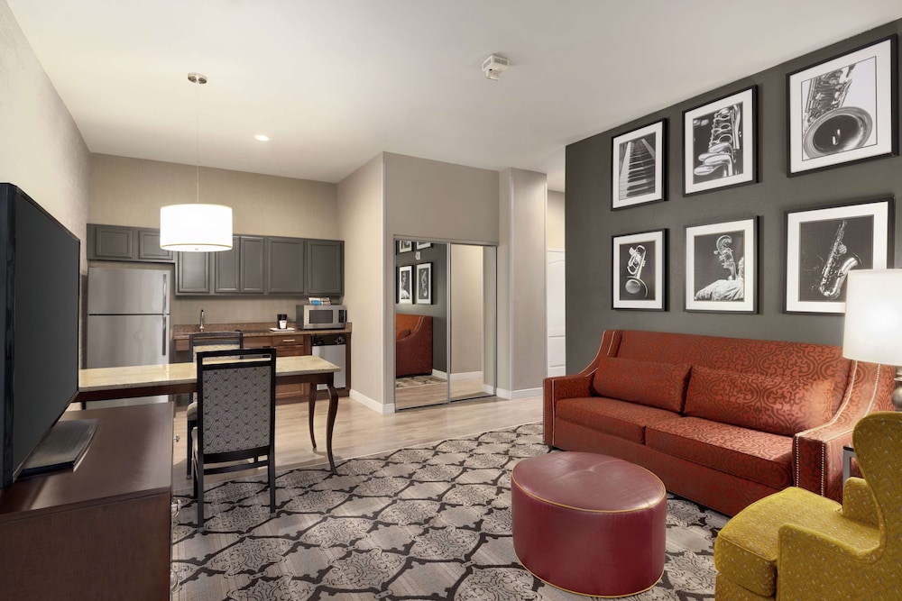 Hampton Inn and Suites New Orleans Convention Center - photo 45