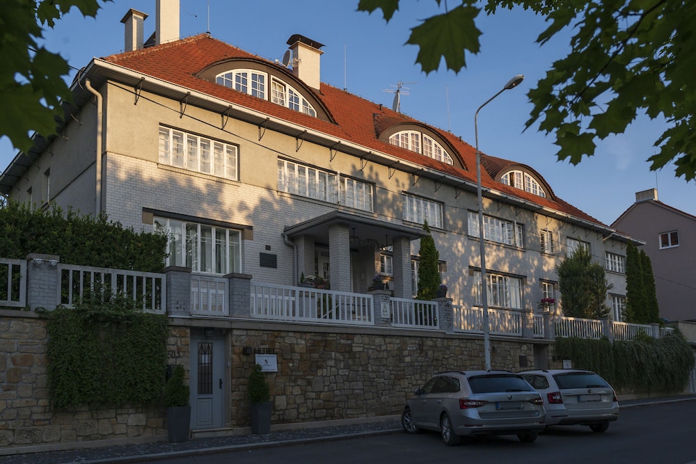 Hotel Hoffmann - carbon neutral hotel in Kladno
