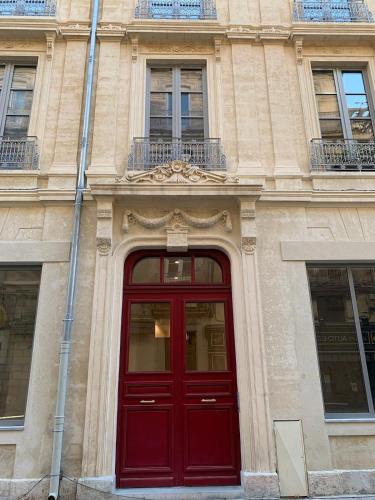 Beautiful Studio Close Place de la Comedie in City Center - carbon neutral hotel in Montpellier