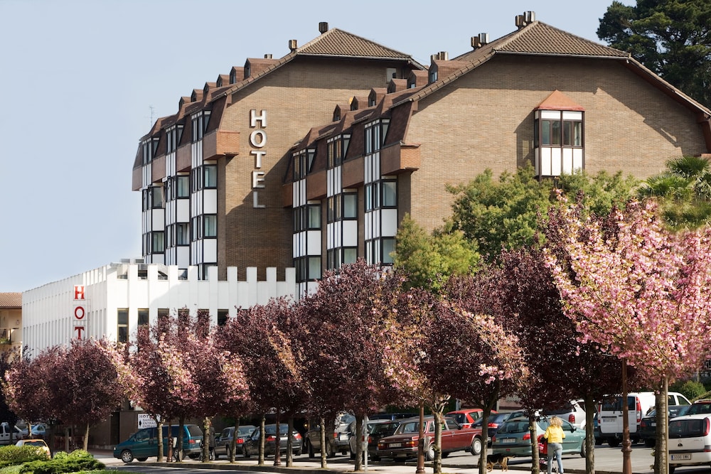 Hotel Txartel — hotel in Lasarte