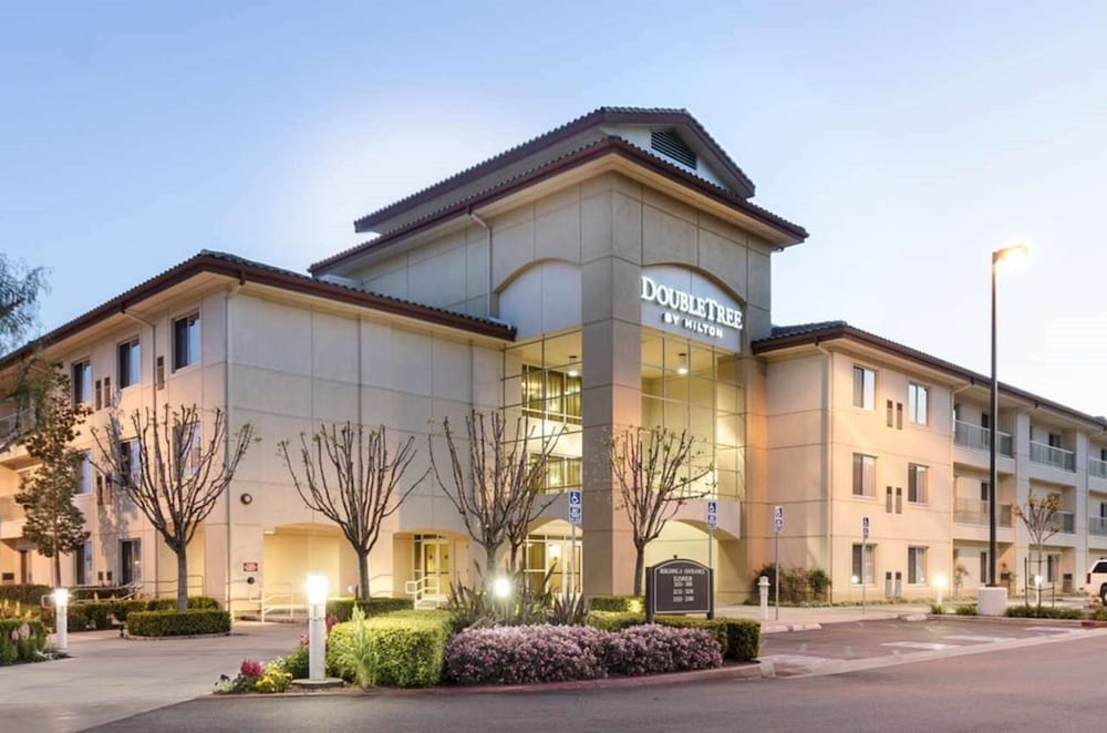 DoubleTree by Hilton Ontario Airport - photo 72