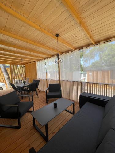 Mobile Home Lena Biograd — 4-Star Luxury Hotel in Biograd Na Moru, Croatia