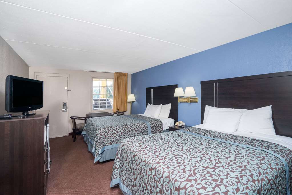 Days Inn by Wyndham Lincolnton - photo 14