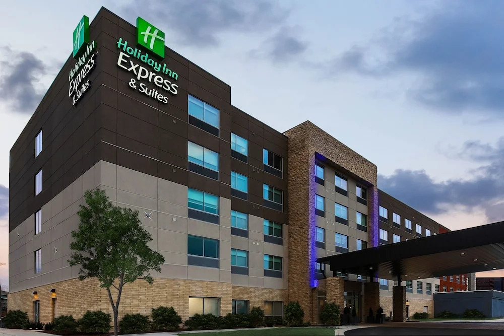 Ramada Plaza O'Hare — hotel in Des Plaines