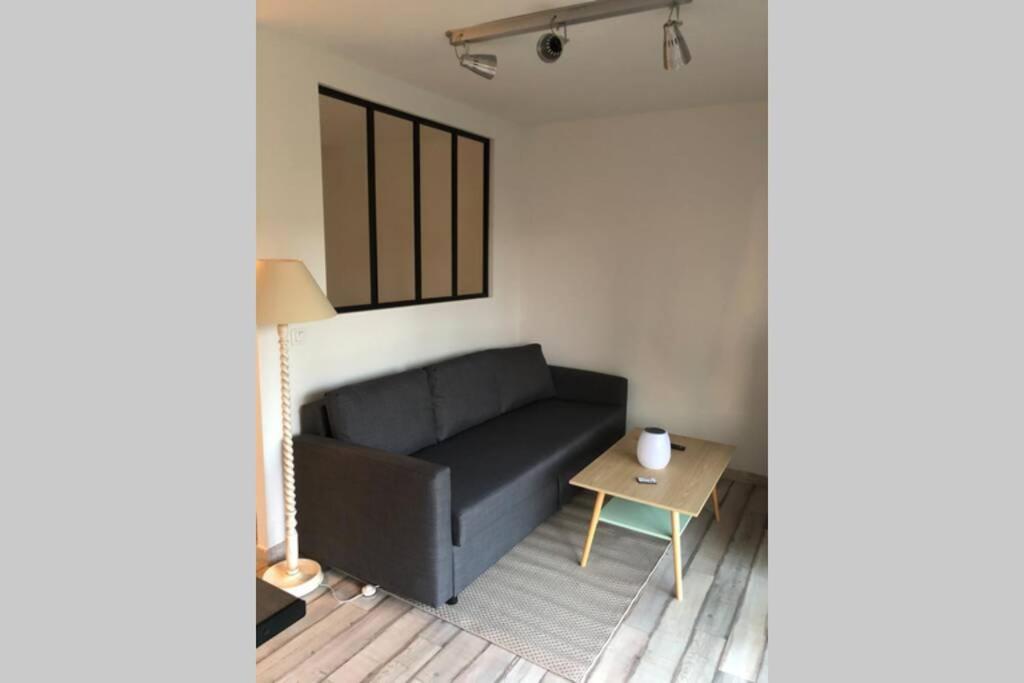Chez Mel Et Manu — 4-Star Luxury Hotel in Sanary-Sur-Mer, France