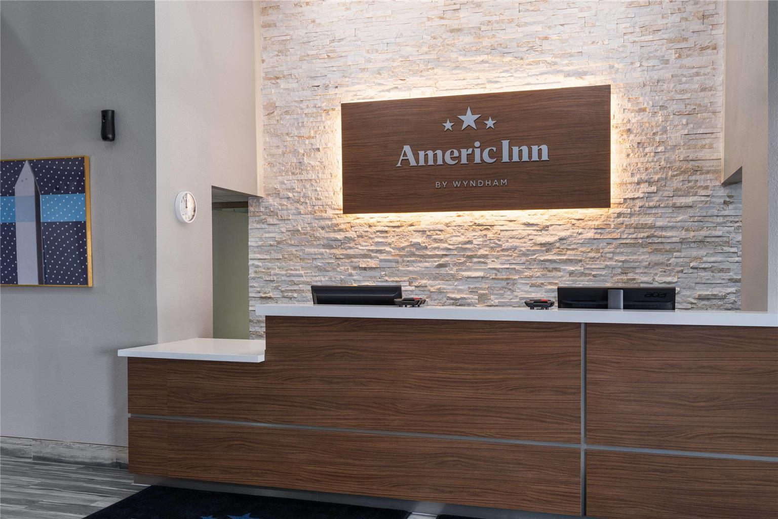 AmericInn by Wyndham Urbana Champaign University Area - photo 3