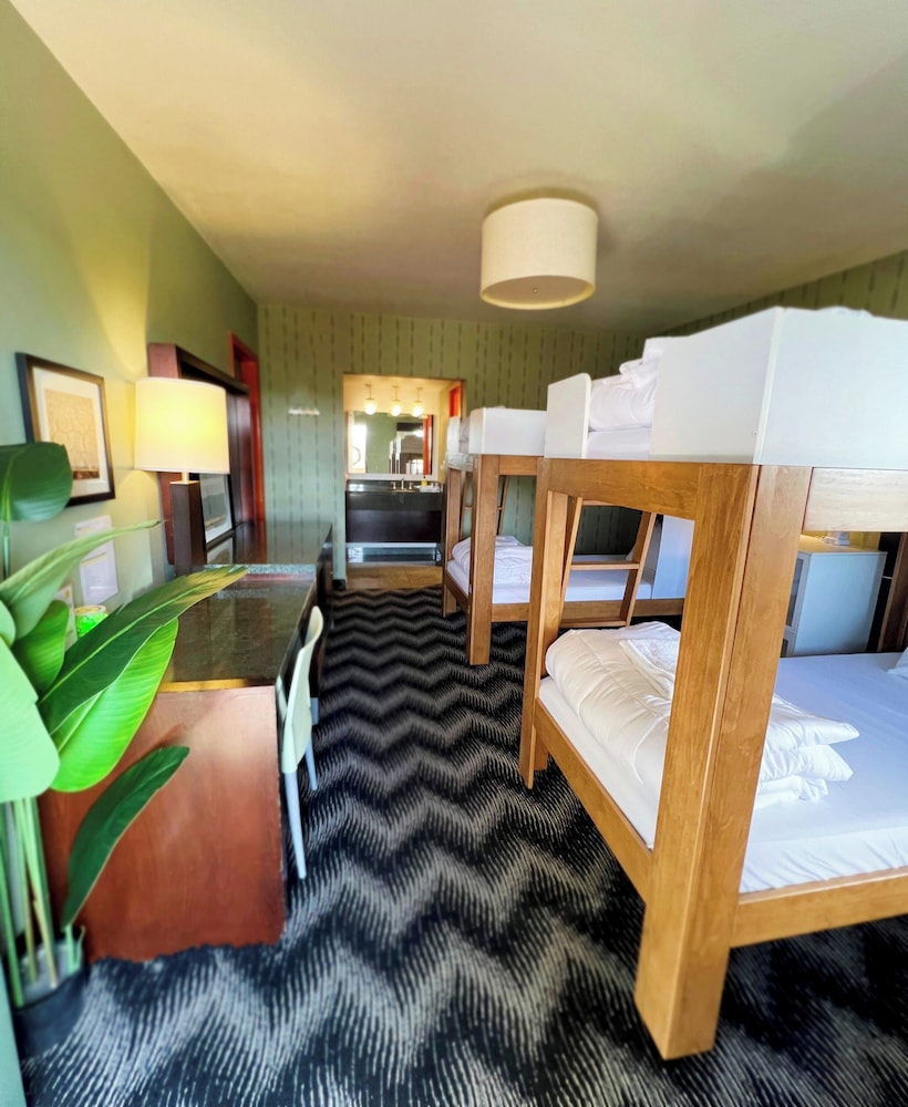 Bposhtels Scottsdale - photo 6