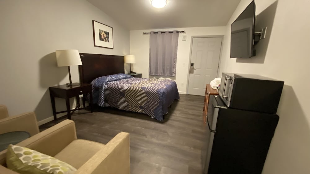 Golden Kent Motel - photo 16