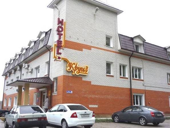 Kruiz Hotel — hotel in Suponevo