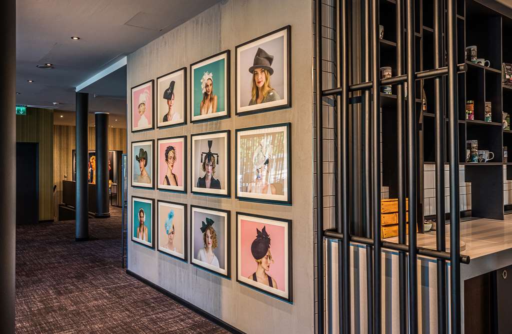 Meeting room C Exhibition Space