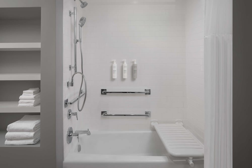 Homewood Suites By Hilton Grand Prairie At Epiccentral - photo 26