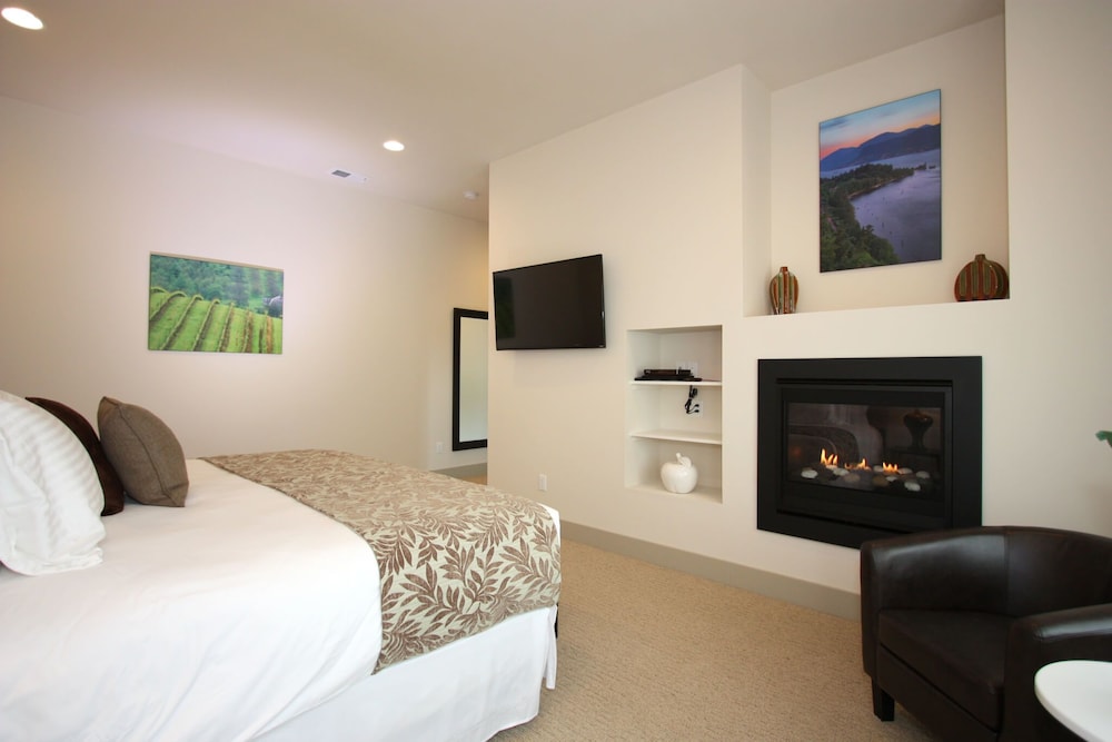 Vineyard View Inn - photo 11