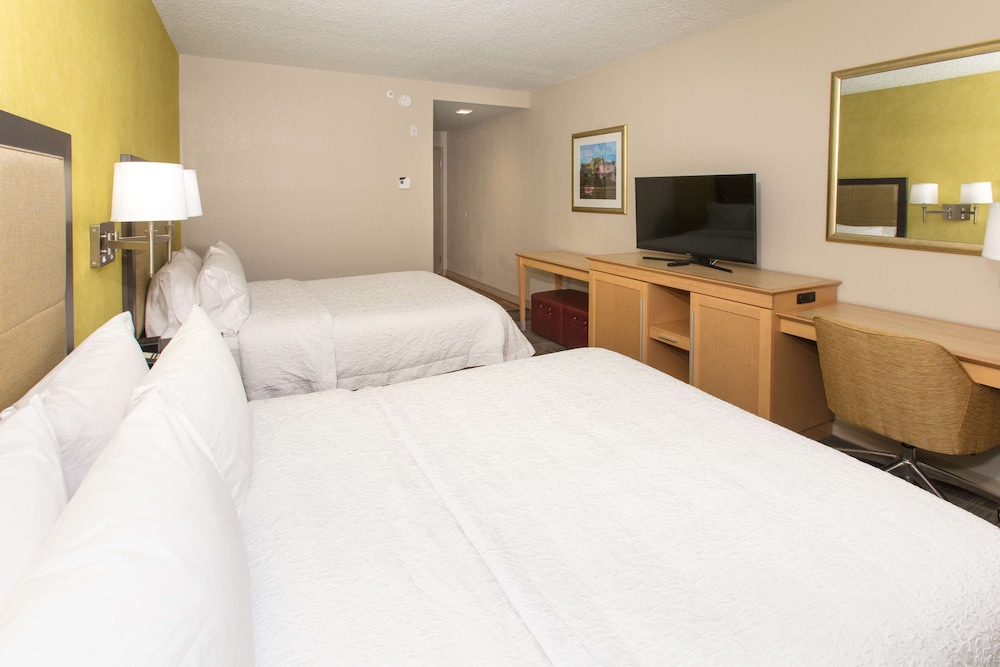 Hampton Inn Palatka - photo 10