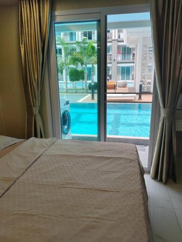 A Studios精致的漂亮的房间可做饭 — 4-Star Luxury Hotel in Nong Prue, Thailand