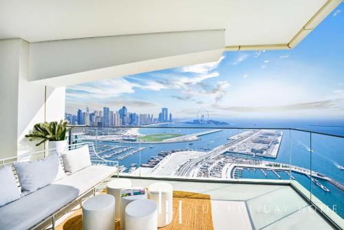 Lux The Ultra Luxury Palm Dubai Eye View Suite — 5-Star Luxury Hotel in Dubai, United Arab Emirates