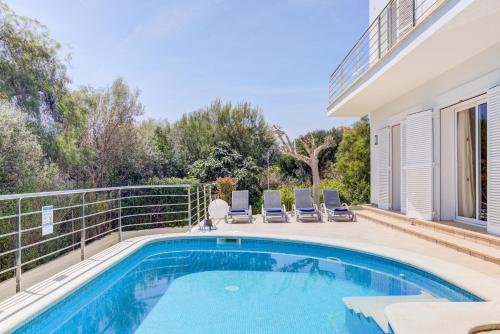 Villa Vistafar by Rentallorca — 4-Star Luxury Hotel in Alcudia, Spain