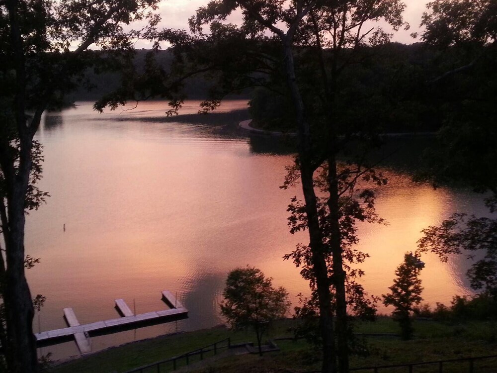 Burr Oak Lodge & Conference Center - photo 7
