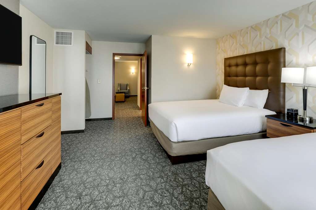 Drury Inn & Suites Birmingham Lakeshore Drive - photo 32