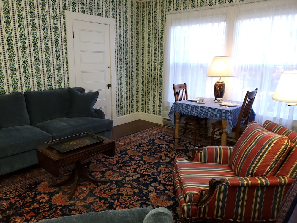 Harbourside Inn - photo 8