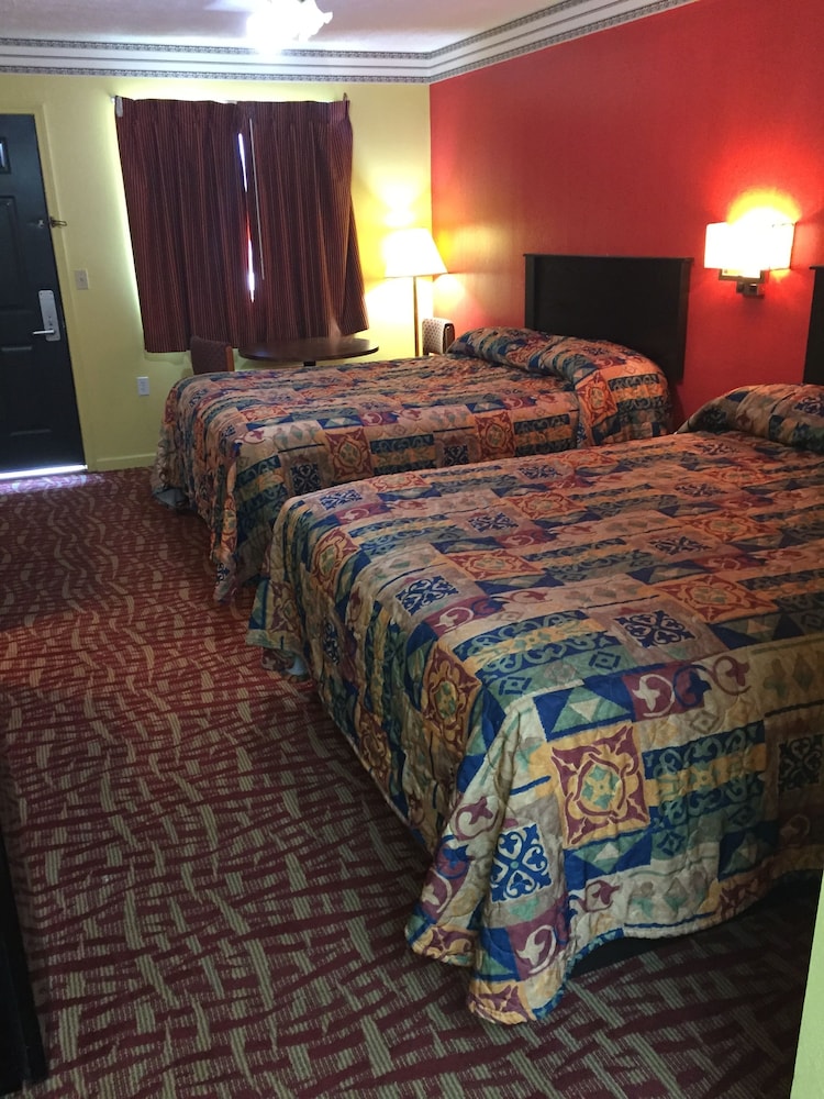 Lexington Inn - photo 11