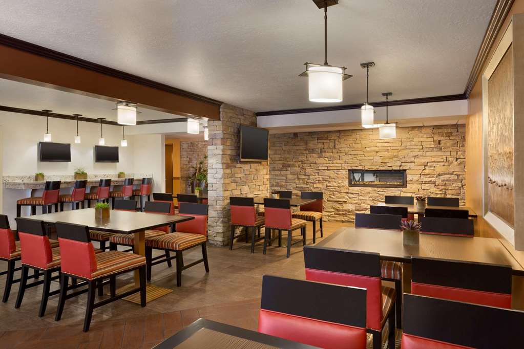 Park Inn by Radisson Salt Lake City Midvale - photo 39
