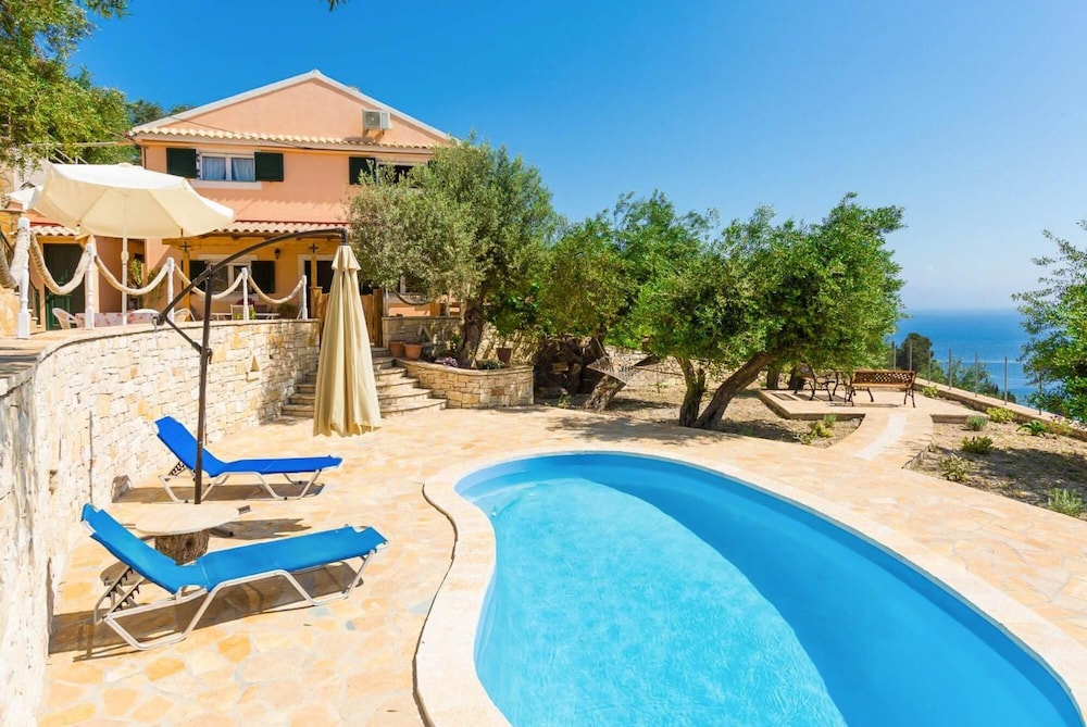 Villa Francesca Private Pool Walk to Beach Sea Views A C Wifi 2782 — 4-Star Luxury Hotel in Gaios, Greece