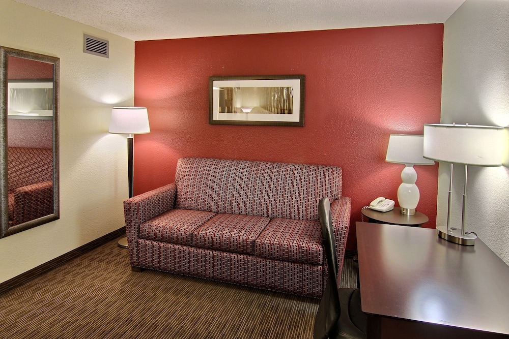 Blossom Hotel & Suites Traverse City - photo 25