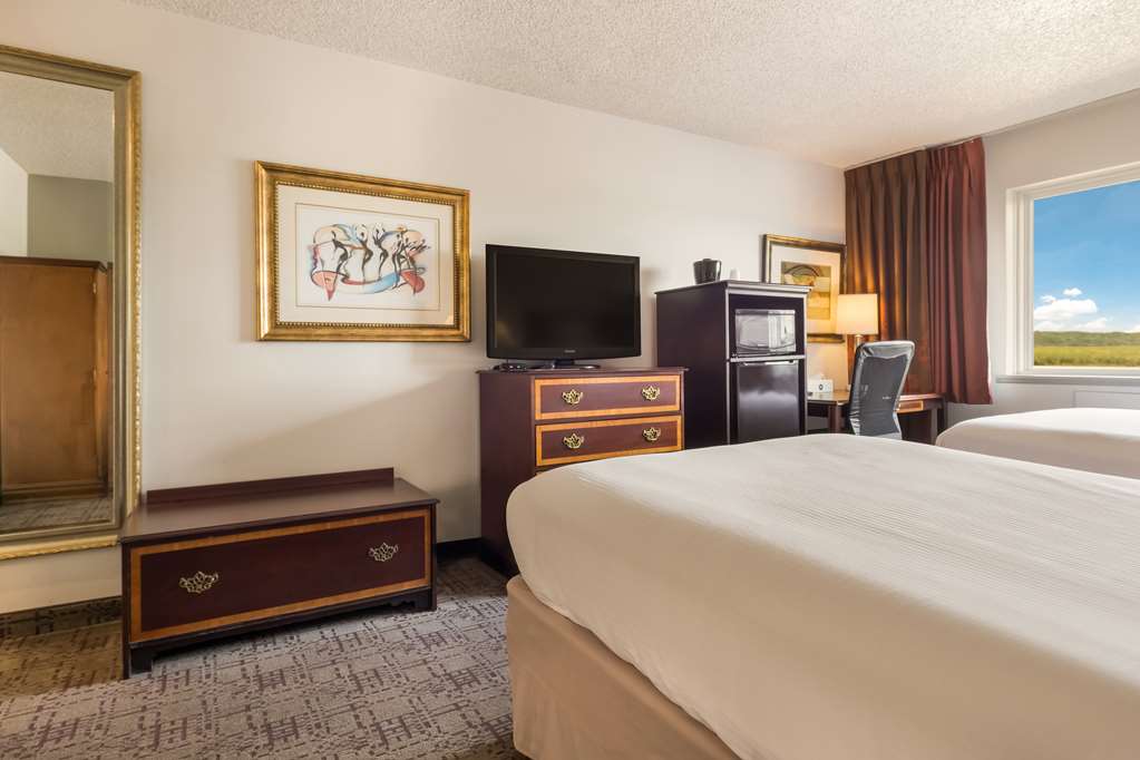 SureStay Hotel by Best Western Thomson - photo 23