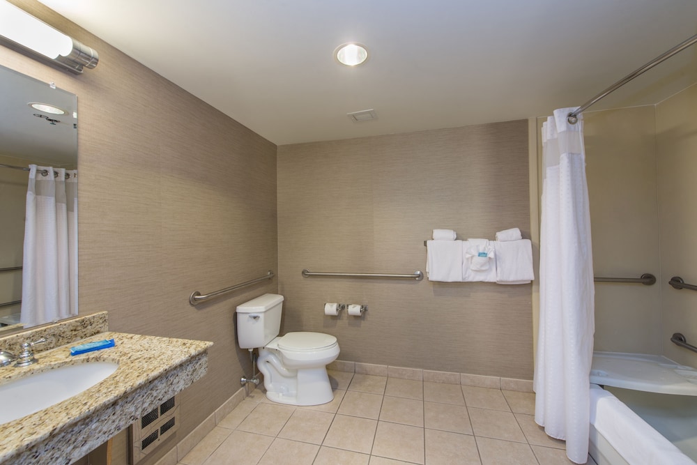 Holiday Inn Express Hotel & Suites Auburn by IHG - photo 27