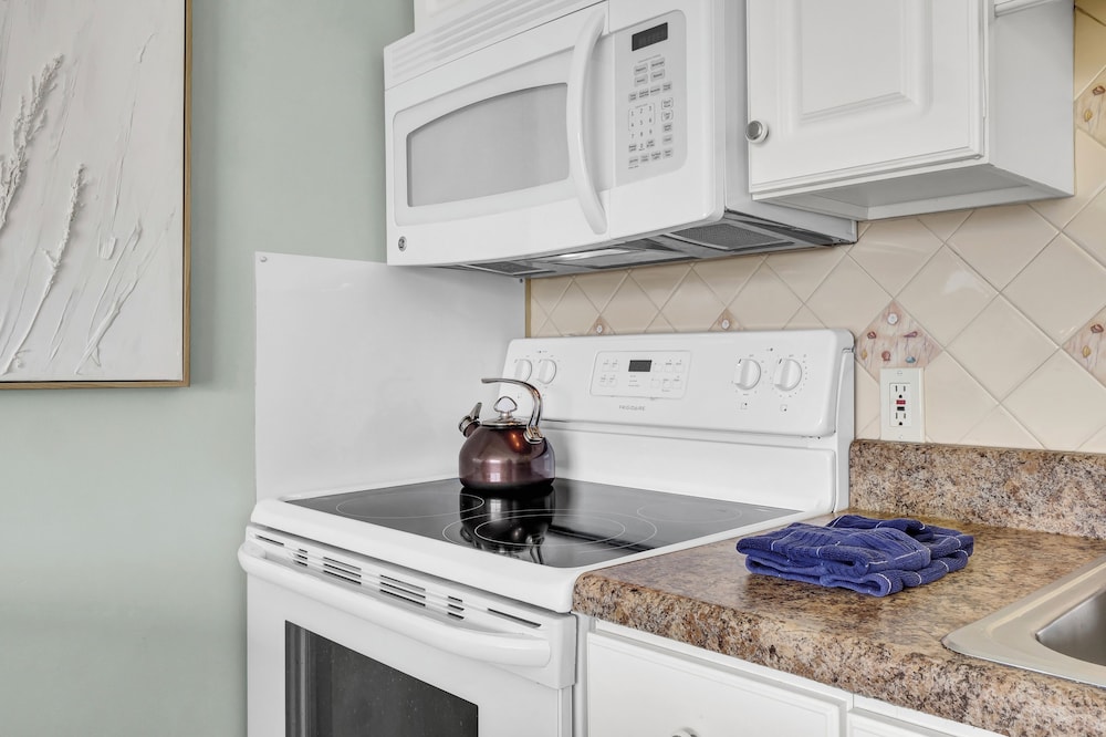 Sandpeddler Inn & Suites - photo 139