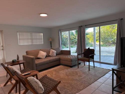 Entire Waterfront House — 4-Star Luxury Hotel in Providenciales, Turks and Caicos Islands