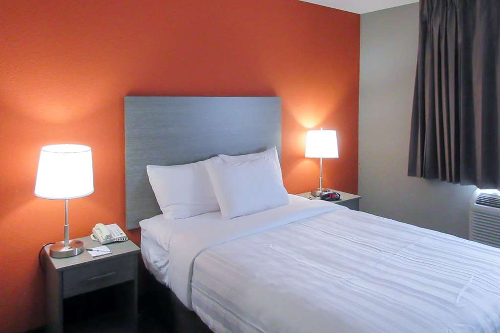 Quality Inn & Suites Hammond Near I 8090 - photo 14