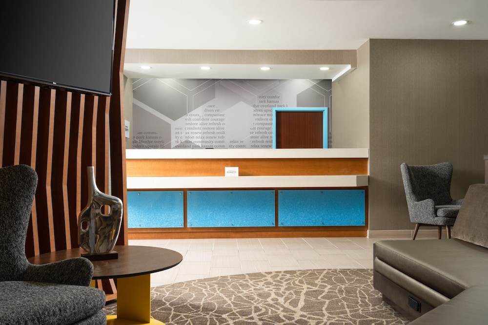 Springhill Suites By Marriott Overland Park - photo 3