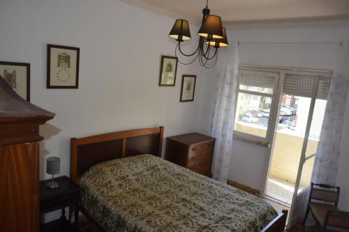 Monte Abraão Quarto com banho compartilhado sem serviços — hotel in Queluz