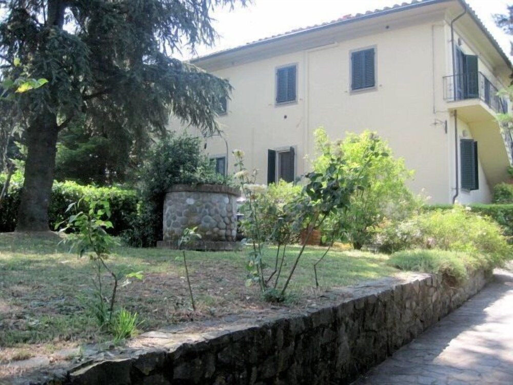 Gragnano - carbon neutral hotel in Capannori