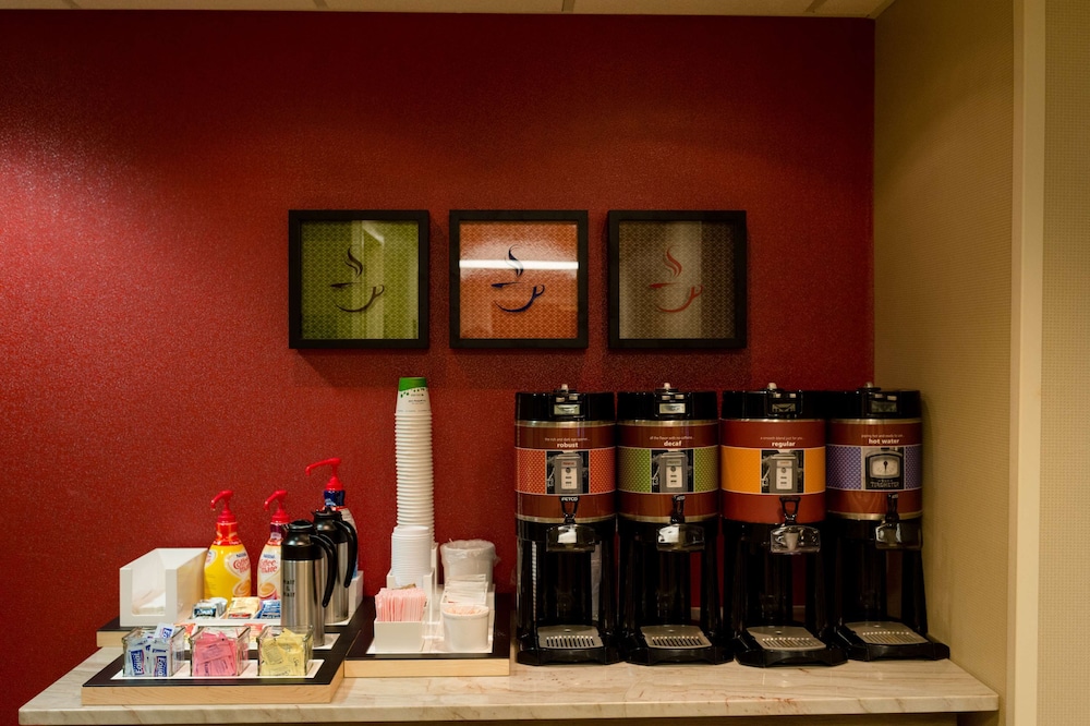 Hampton Inn Oxford West - photo 4